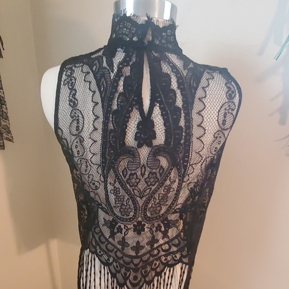 Lace Top - Picture 4 of 6